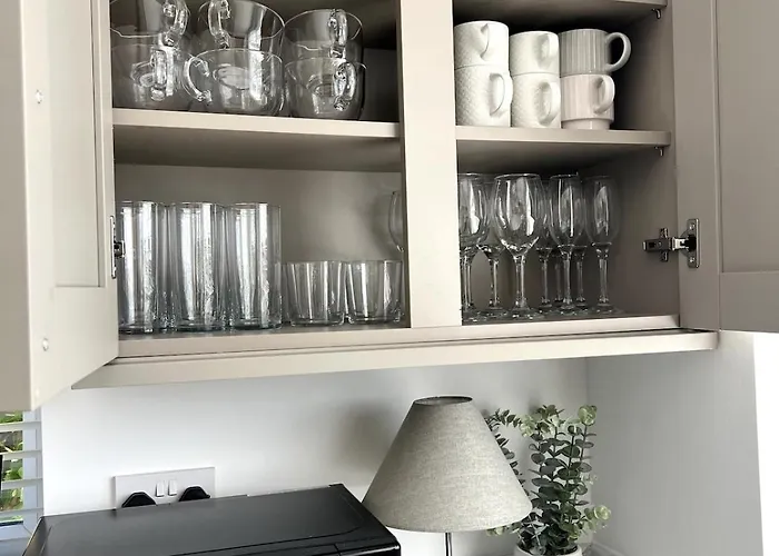 Dom wakacyjny Spacious, Cosy & Stylish 3 Bed In Salford, Near Trafford Park - Free Parking *