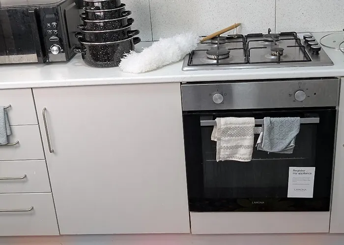 The Ruby Haven, Didsbury - 15mins To Airport - Opp The Christie's Nhs - Sleeps 5 * 맨체스터