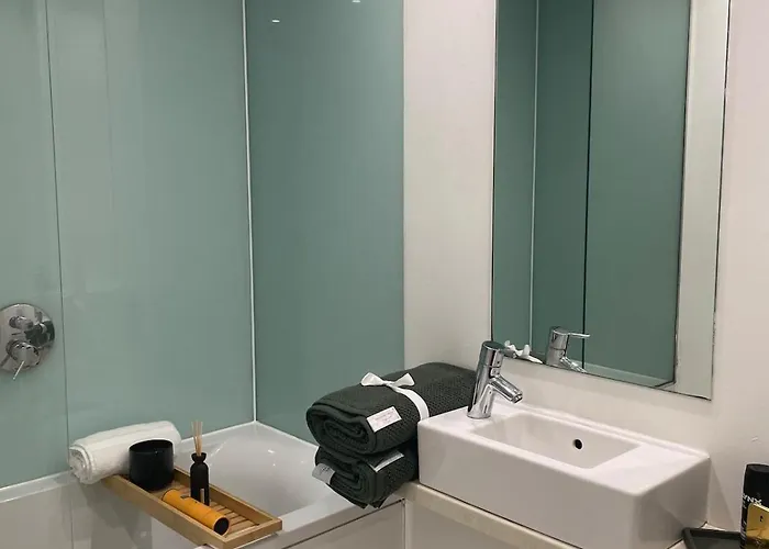 Quays Icon By The Water Apartamento Mánchester