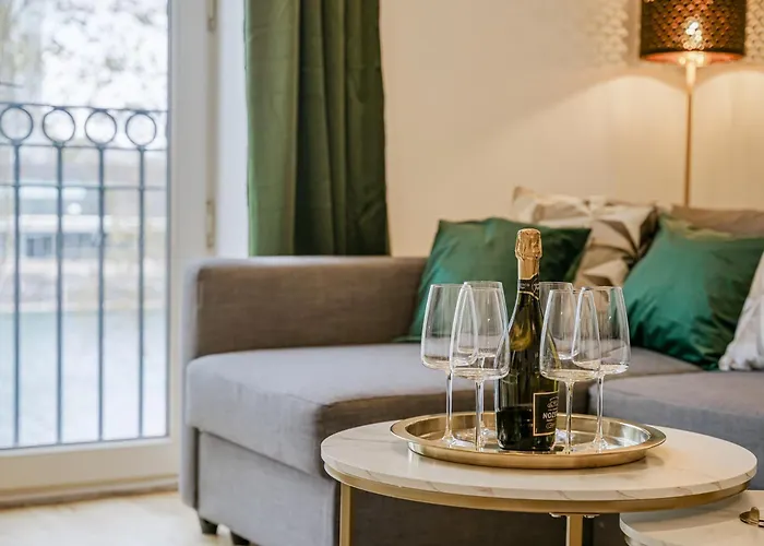 The Haus - A Serene *