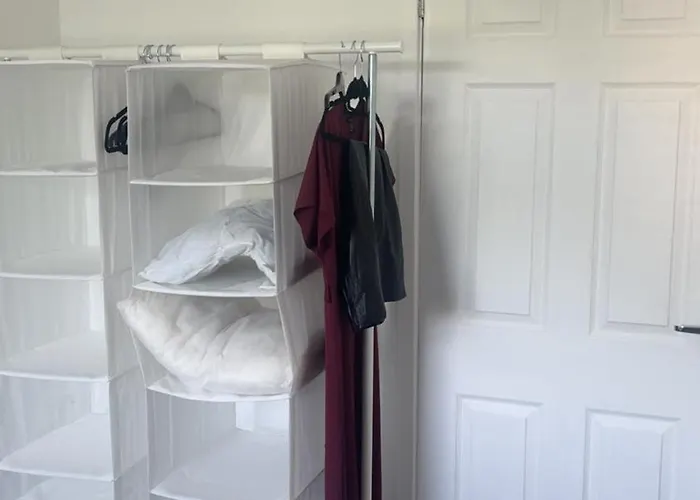 Alloggio in famiglia A House Near Etihad And Town Centre *