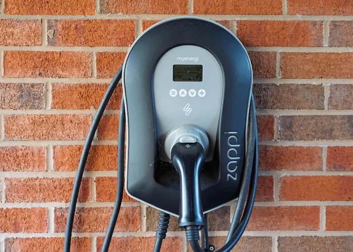 Spacious 4bd 3bt - Etihad - Coop - Pool Table - Free Parking 맨체스터