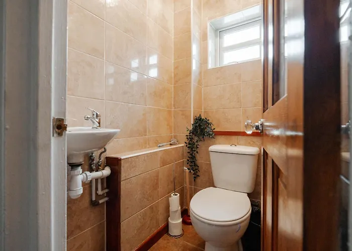 Prázdninový dům Boutique 3bd Opposite Etihad & Coop - Free Parking - Pool Table *