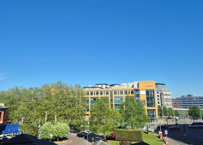 Quays Icon By The Water * Mánchester