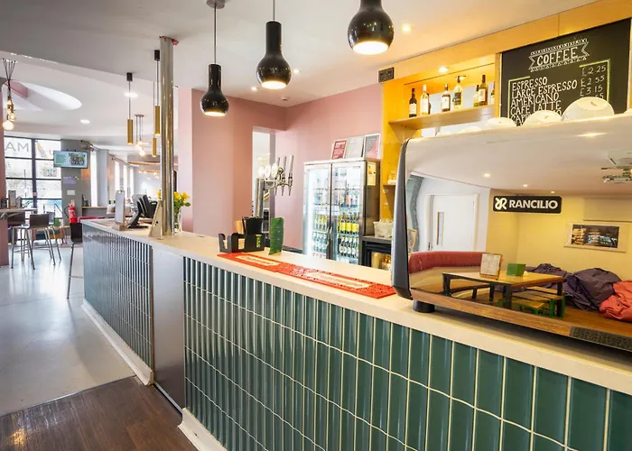 Yha * Μάντσεστερ