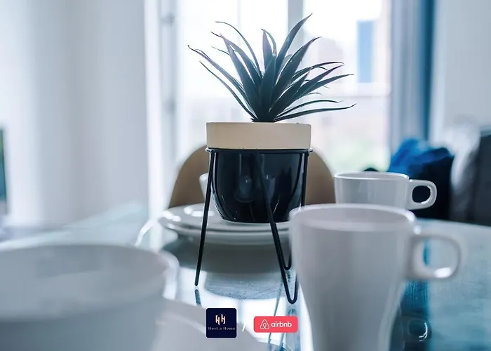 Apartamento Salford With Free Wifi, Parking & Ideal For Contractors