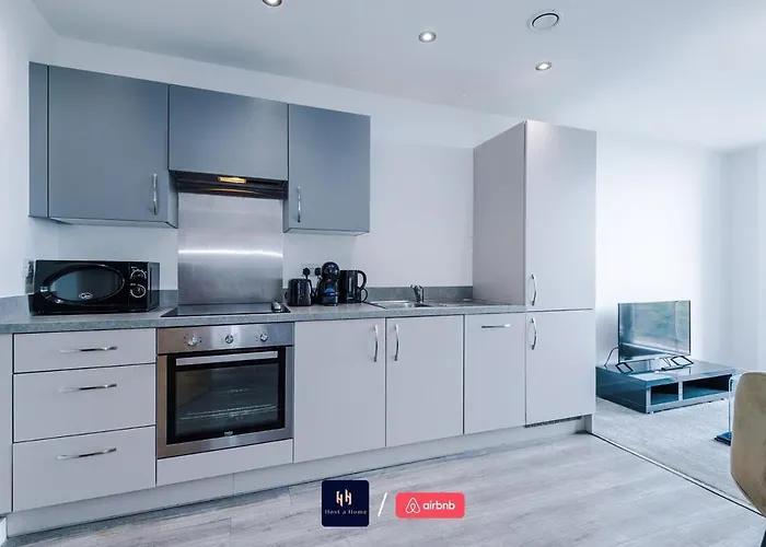 Salford With Free Wifi, Parking & Ideal For Contractors Apartamento Mánchester