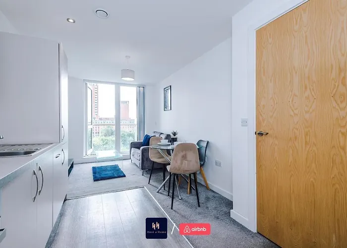 Apartamento Salford With Free Wifi, Parking & Ideal For Contractors *