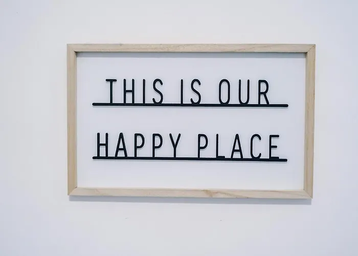 Discounted Month Contractor Parking Wi-fi Sleeps 8 * 맨체스터