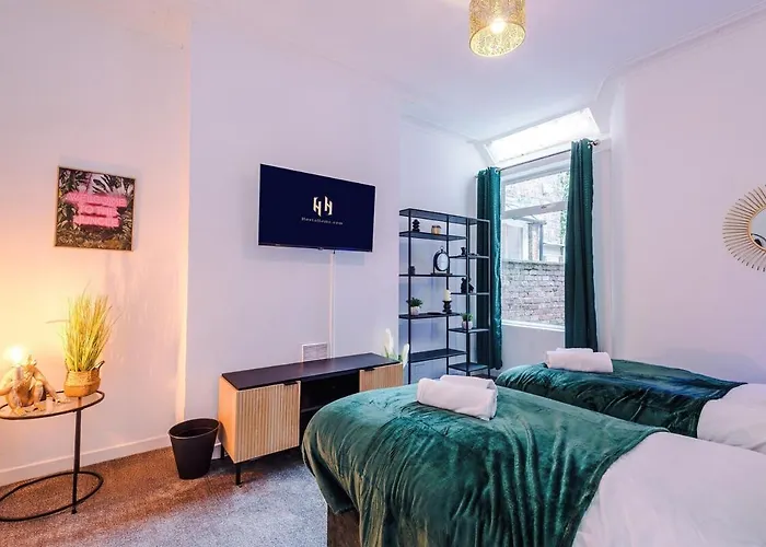 Discounted Month Contractor Parking Wi-fi Sleeps 8