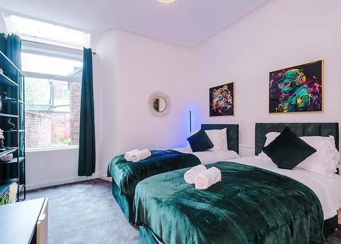 Discounted Month Contractor Parking Wi-fi Sleeps 8 *