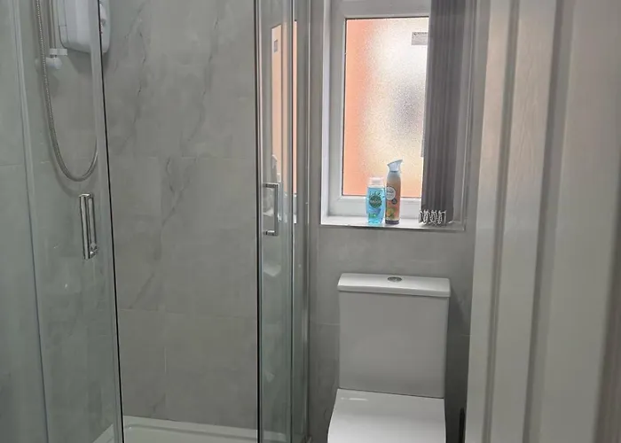 Britlodge Ruskin Ave Home Mánchester