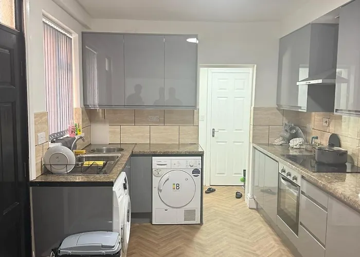 Britlodge Ruskin Ave Home Mánchester