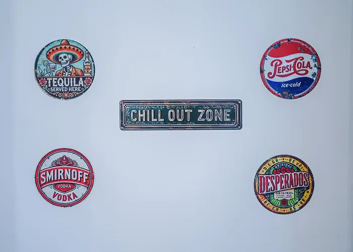 Сasa de vacaciones Stunning In Salford With Free Parking, Office, Pool & Ping Pong Table *