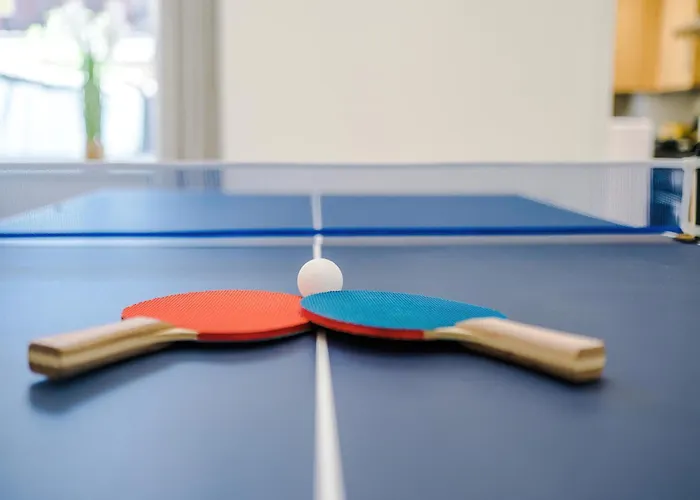 Сasa de vacaciones Stunning In Salford With Free Parking, Office, Pool & Ping Pong Table Mánchester