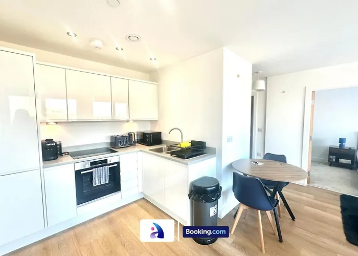 Modern By Avalora Short Lets & Serviced Old Trafford With Free Parking, Mcr Stadium - Ua92 아파트