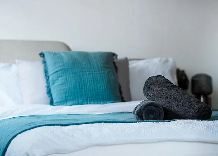 Cosy 2-Bed Apartment With Warm - Homey Vibes * 맨체스터