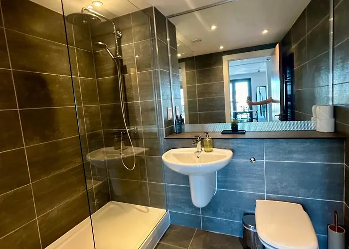 Centre, Floor Apartment, Two Balconies