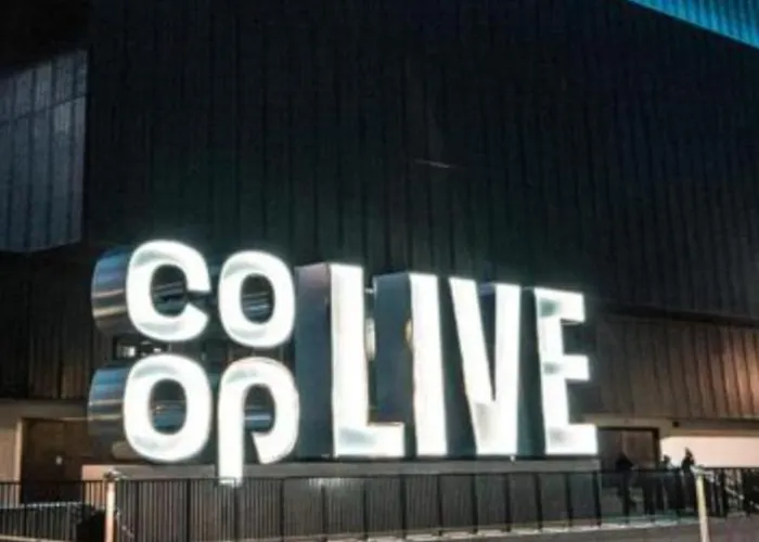 Away From * 맨체스터