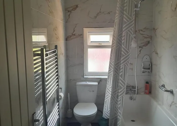 Regal House * مانشستر