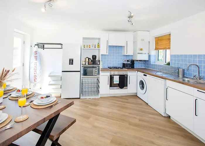 Comfy 3br - Near Deansgate - Perfect For Work, Leisure & Stadium Visits With Parking Manchester