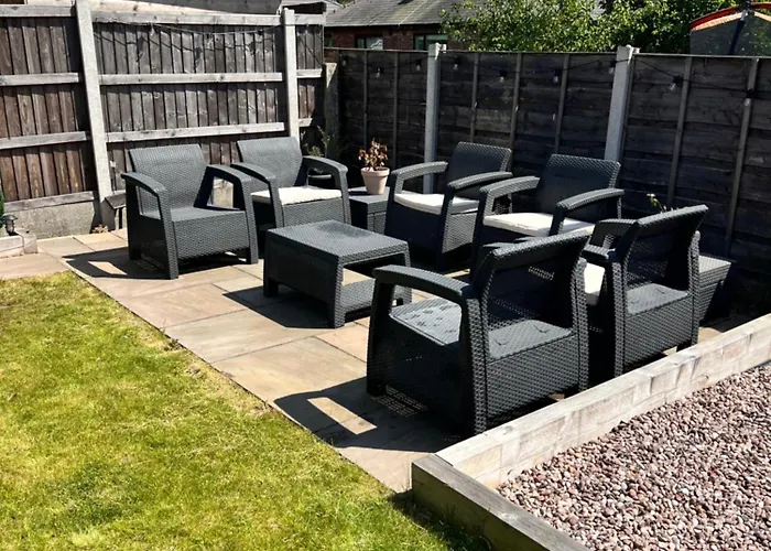 Spacious, Cosy & Stylish 3 Bed In Salford, Near Trafford Park - Free Parking Dom wakacyjny Manchester