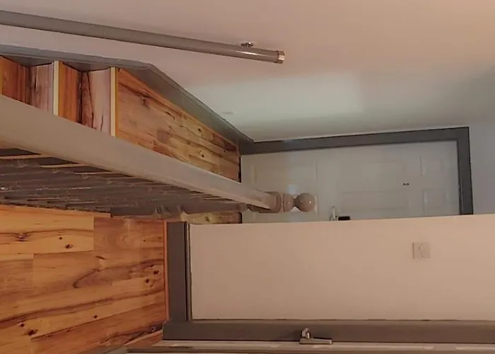 Double-bedroom In The Heart Of Harpurhey A2 Perfect For Short 게스트하우스