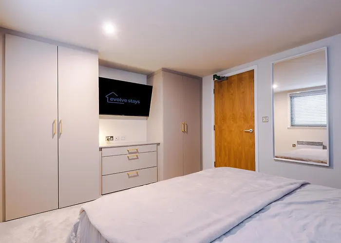 Stunning Duplex In Manchester, Workspace For Professionals * 맨체스터