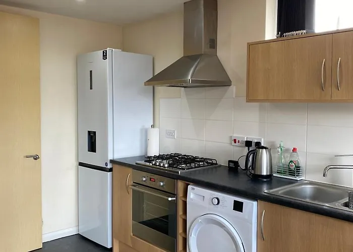 Semesterbostad Comfortable 3-storey House With Free Car Parking *