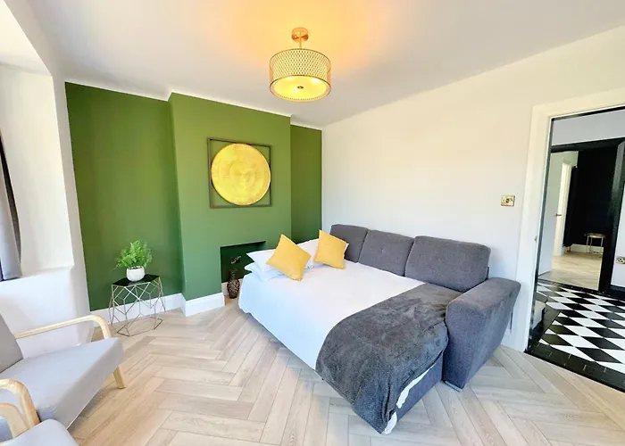 Casa de Férias Bright 5 Bedroom House In Didsbury, *