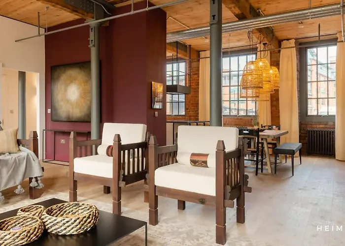 Africana At The Heim *