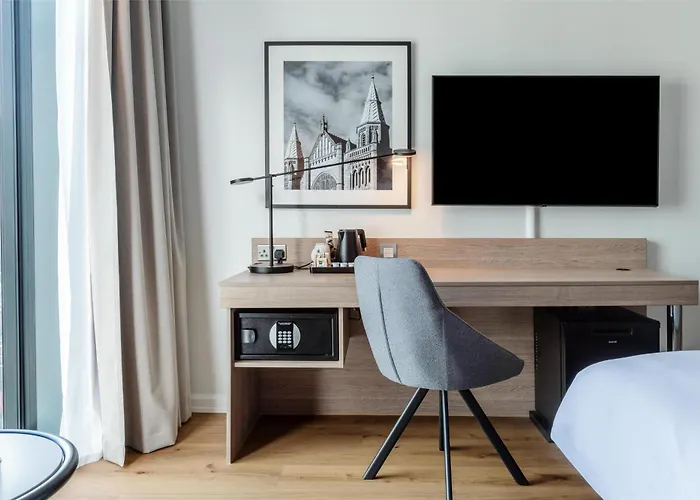 Radisson Centre, A Verified Net Zero 4* Manchester