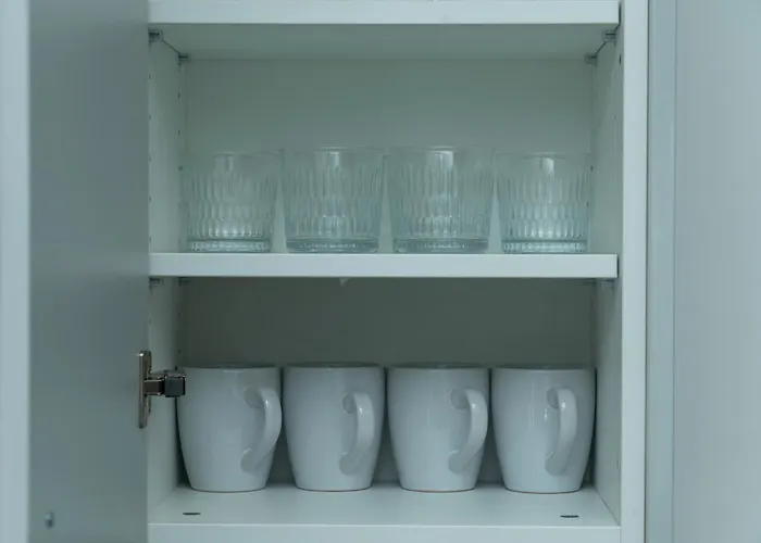 Holiday home 4 Bed Failsworth - 3 Bathrooms - Free Parking - Ideal For Contractors & Families