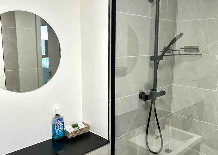 Apartament Sleeps 4 Ensuite - Parking & Cityview