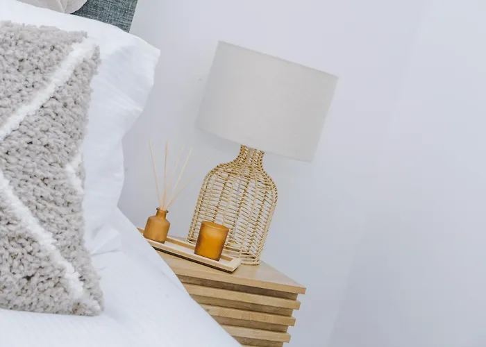 Flat One Chorley Road * Манчестер