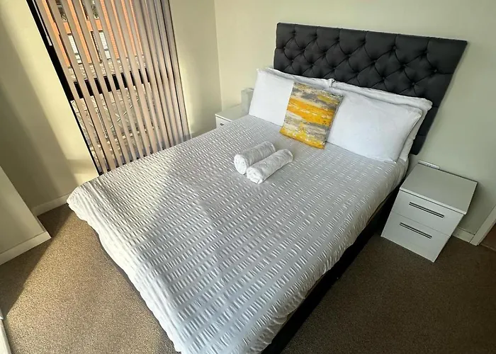 Aparthotel Beehosting Adelphi Wharf 4*