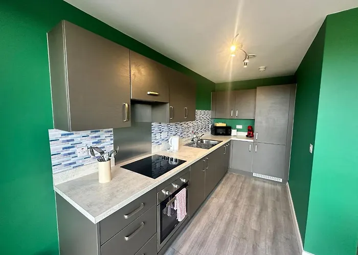 Beehosting Adelphi Wharf Aparthotel