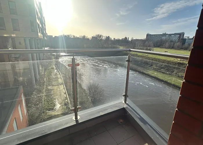 Beehosting Adelphi Wharf 4* Manchester