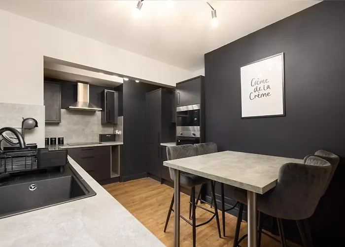 Apartament Close To Media City-old Trafford - 5 Bedroom House Manchester