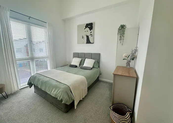 Getaway - 3br Near Etihad & Ao Arena - Sleeps 6 펜션 맨체스터