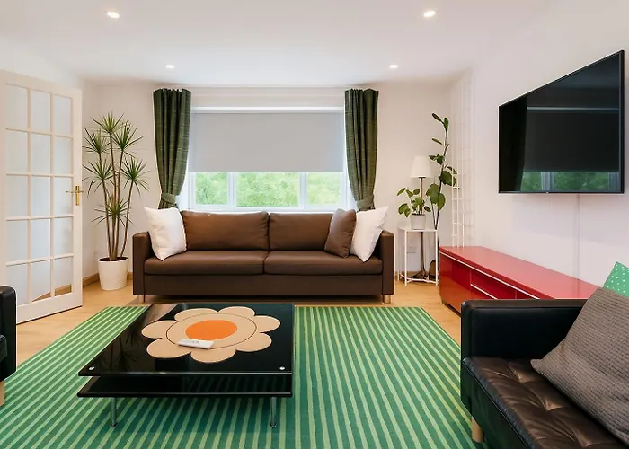 Beautiful House In The Heart Of A Golf Course. * Mánchester