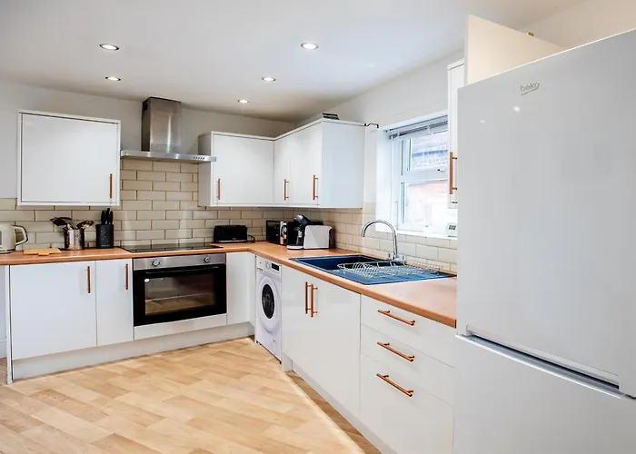 公寓 Newly Furnished Cosy 3 Bed 20mins From Center