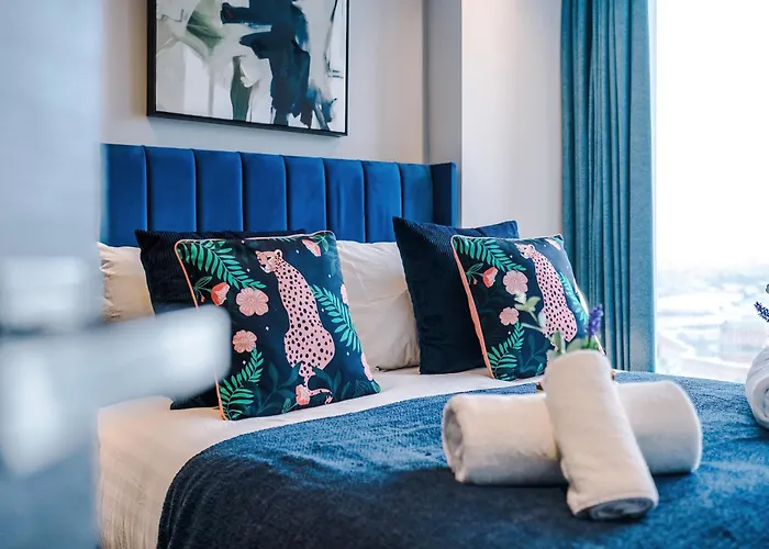 Stunning New 2-bed Flat In Perfect For Couples * مانشستر