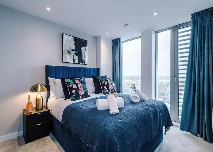 Stunning New 2-bed Flat In Perfect For Couples * مانشستر