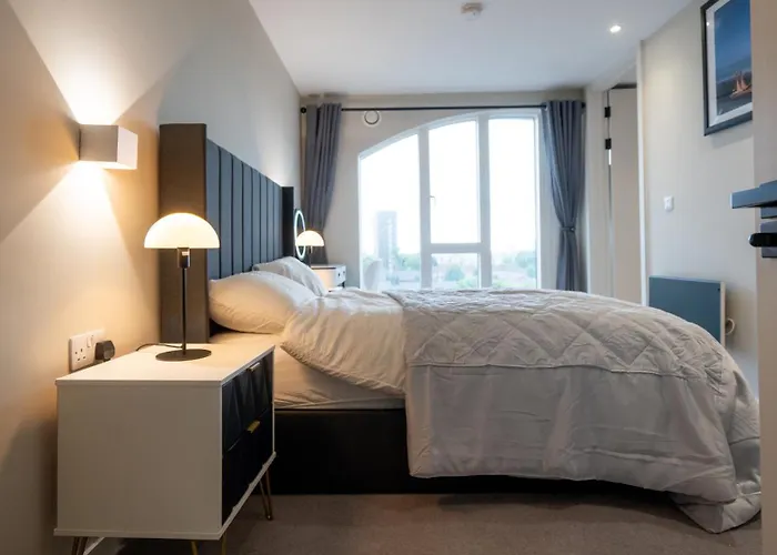 Apartment Mega5 Modern 2bedroom Luxury Deansgate-2baths, 2toilets, With Car Park *