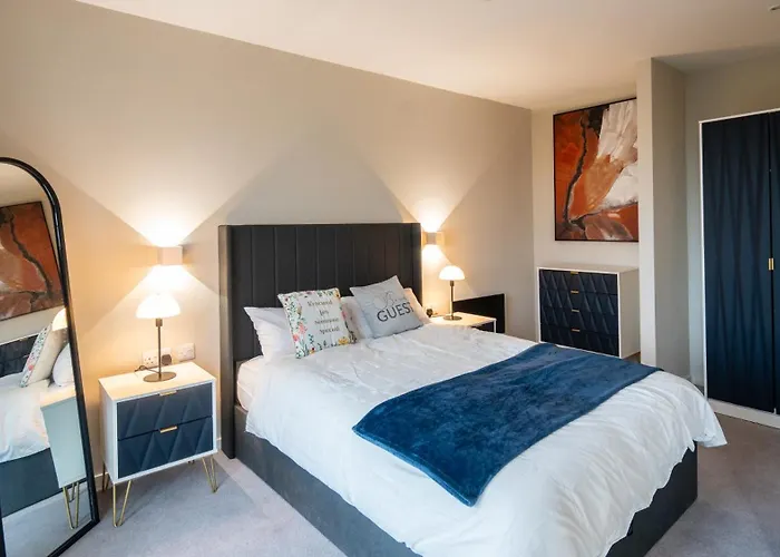 Apartment Mega5 Modern 2bedroom Luxury Deansgate-2baths, 2toilets, With Car Park *