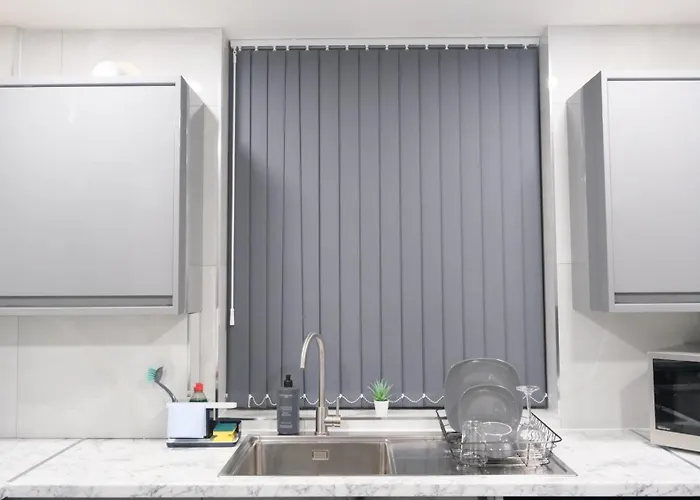 Modern House - 3 Bedrooms - 1 Bath - Mancity בית נופש מנצ'סטר