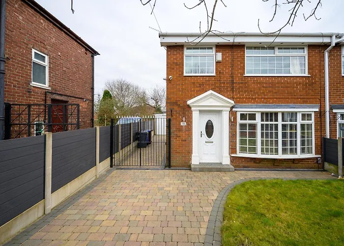 Droylsden Eden - Next To Tram - Free Parking Near Coop- Live & Etihad Stadium בית נופש מנצ'סטר