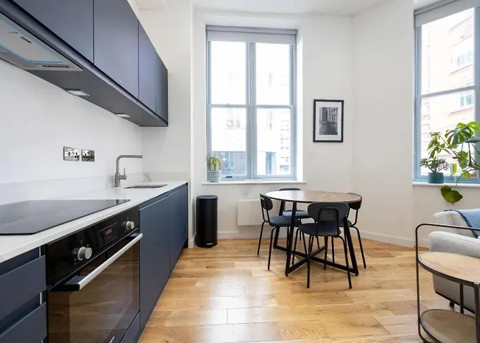 Appartamento Azure 1br Walks Manchester
