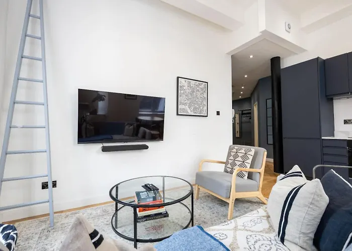 Azure 1br Walks Apartment Manchester